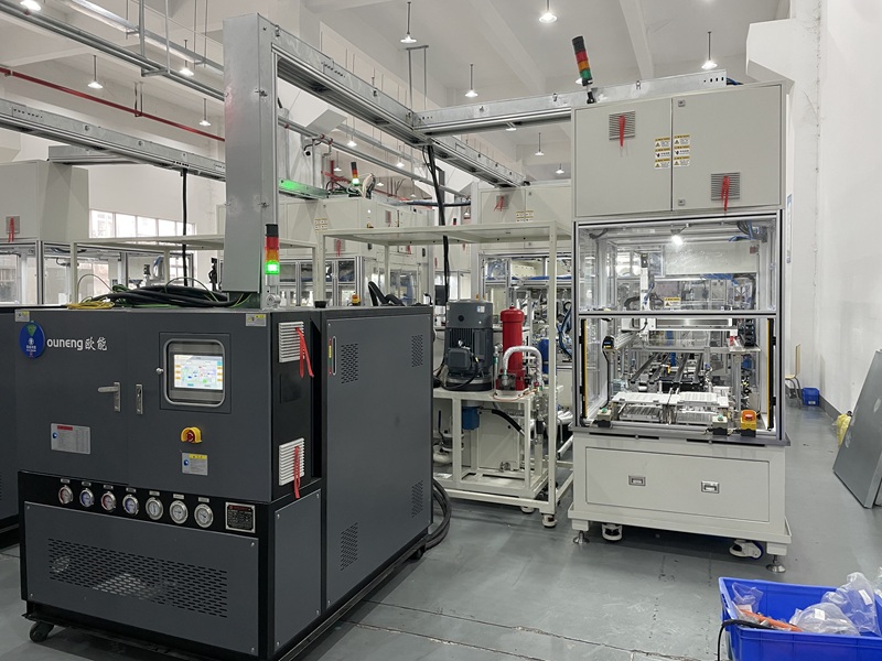 冷热一体机使用有哪些注意事项？