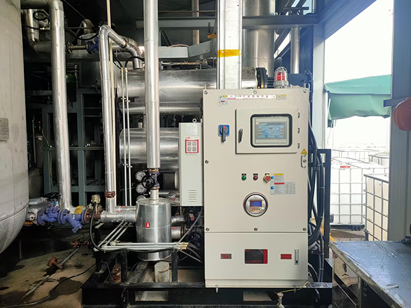 薄膜生产控温反应釜防爆油加热器——应用案例