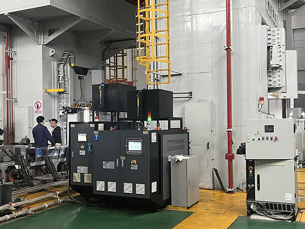 热塑成型件LFT-D生产线双温油温机
