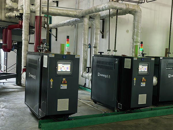 锂电干燥模温机