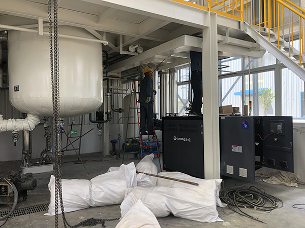 脂类材料反应釜控温双机一体高温油温机——应用案例